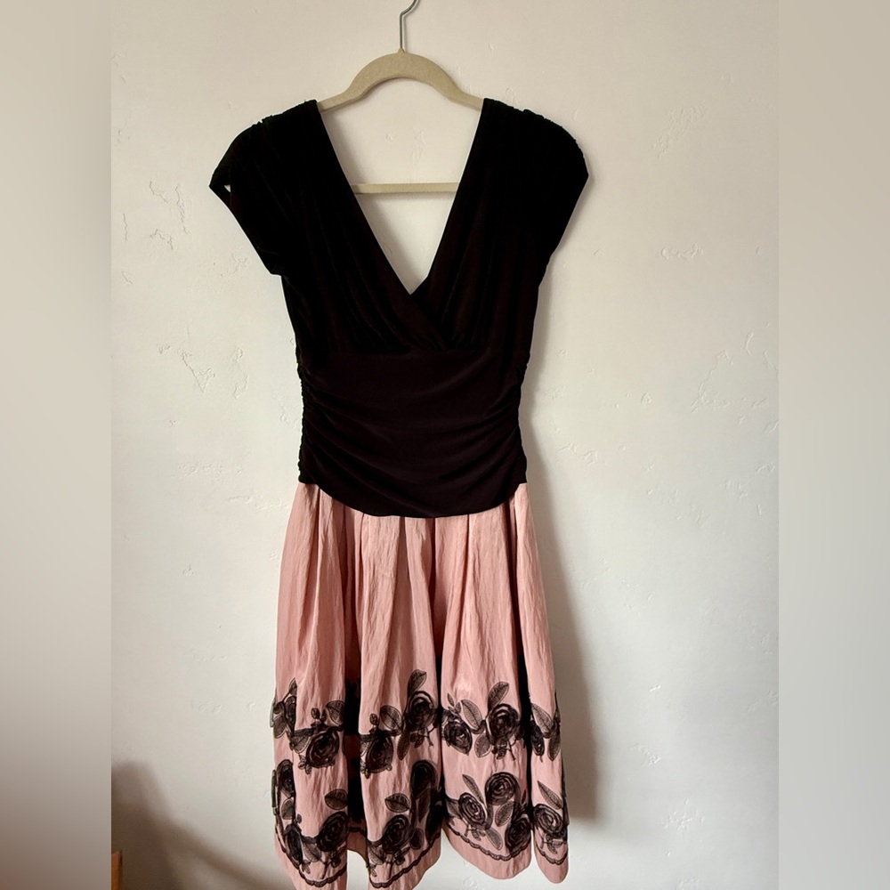 SL Fashions by Nordstrom Black and Blush Pink Semi-Formal Midi Dress